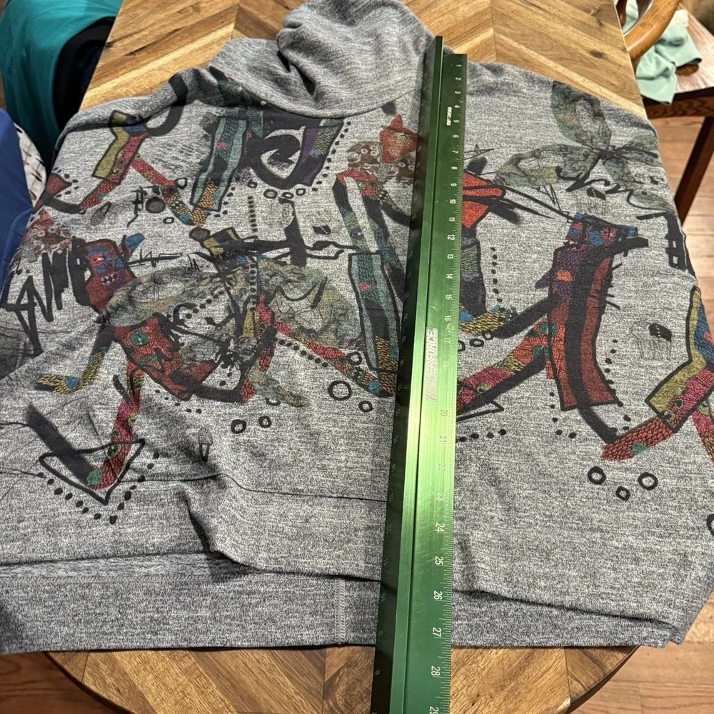 Inoah Sweater Cowl Neck Fine Art Cat Graphic Poncho Women's Medium - Picture 5 of 7